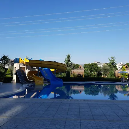 Crown City Appartement Alanya